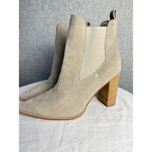 Oasis Society Uptown Khaki Tan Brown Faux Suede Chunky Heel Bootie Boots Sz 6.5